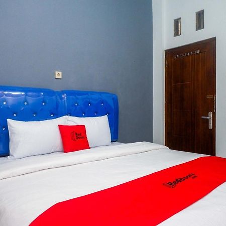 Hotel Reddoorz At Pakuncen Malioboro Yogyakarta Extérieur photo