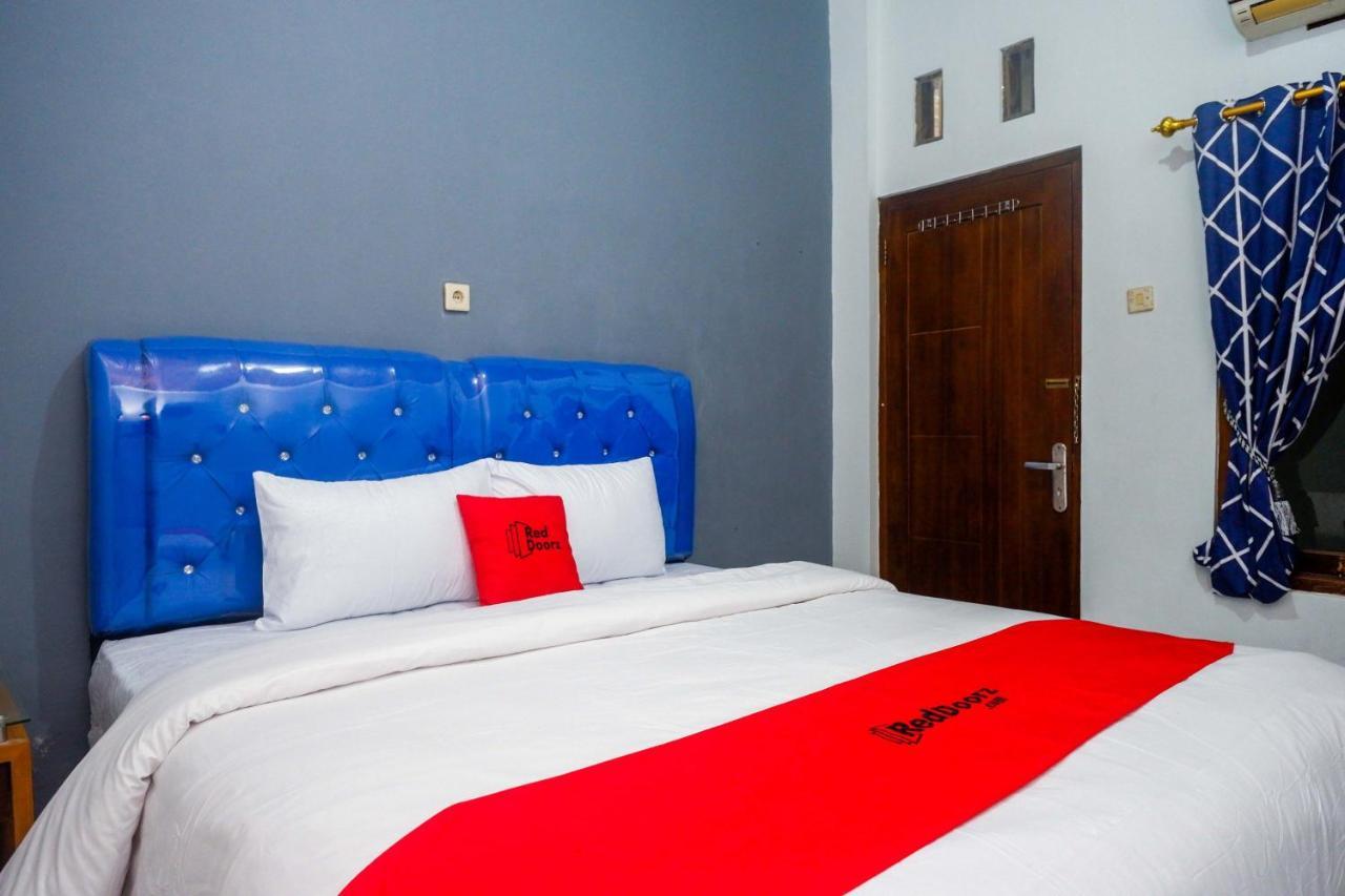 Hotel Reddoorz At Pakuncen Malioboro Yogyakarta Extérieur photo