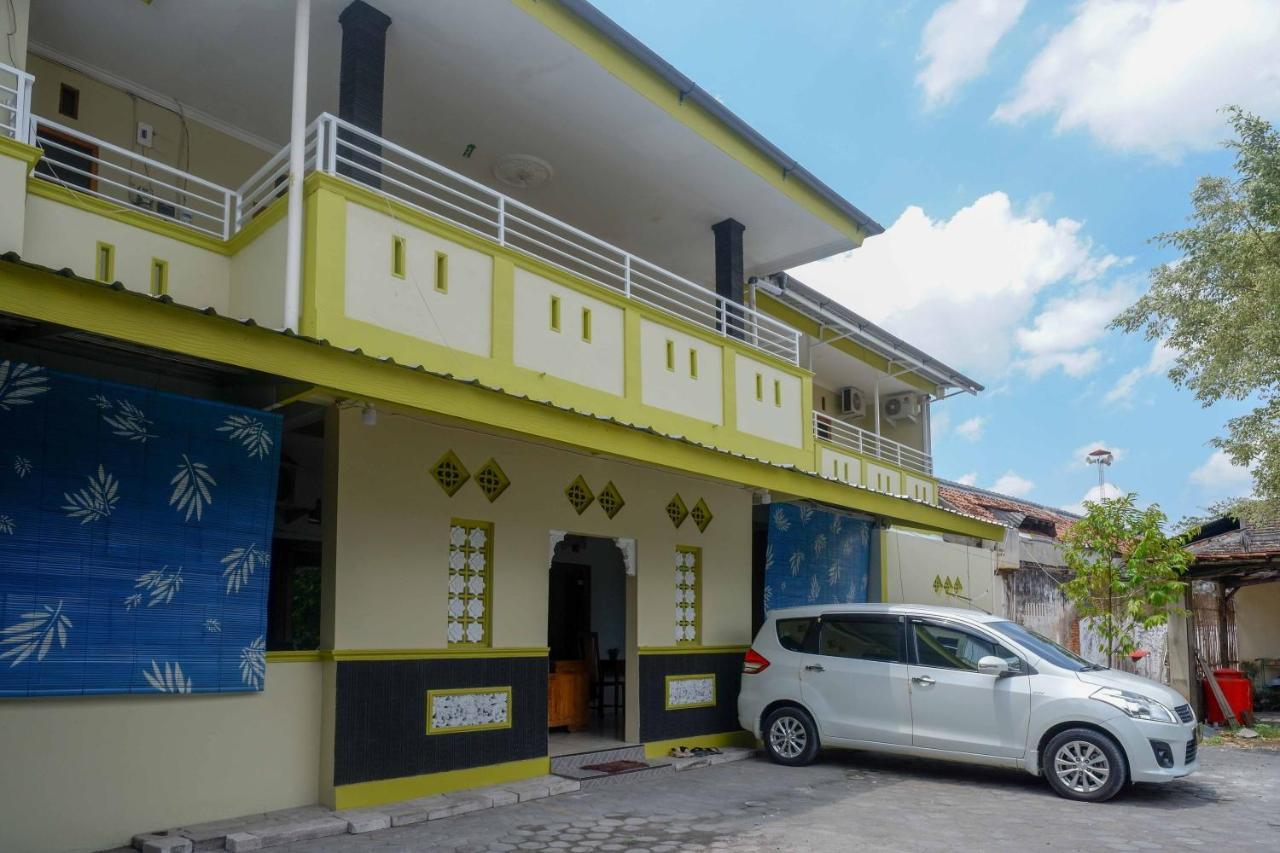 Hotel Reddoorz At Pakuncen Malioboro Yogyakarta Extérieur photo