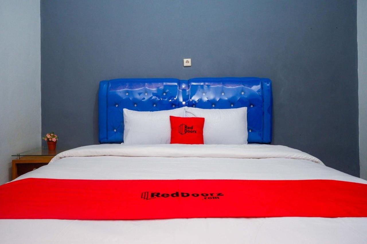 Hotel Reddoorz At Pakuncen Malioboro Yogyakarta Extérieur photo